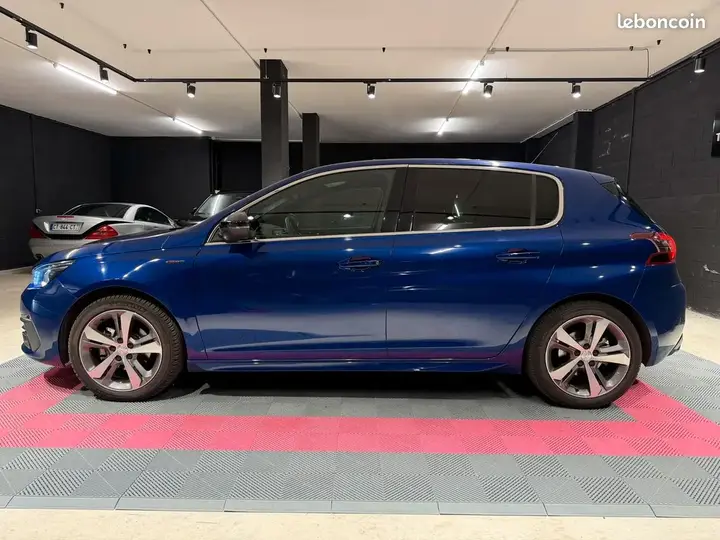 Peugeot 308 2018 photo 2