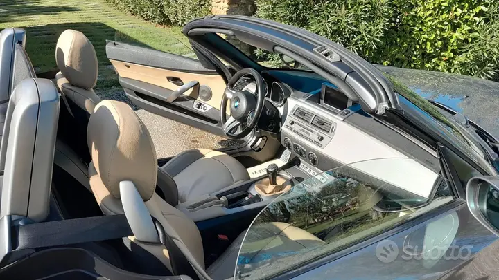 BMW Z4 2003 photo 2