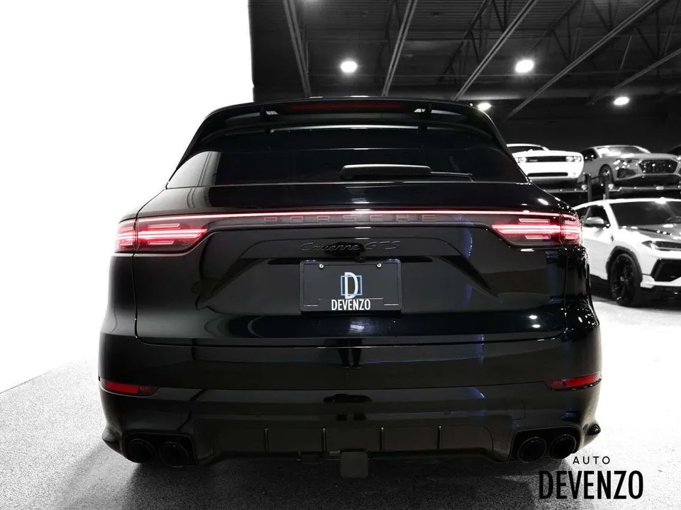 Porsche Cayenne 2023 photo 3