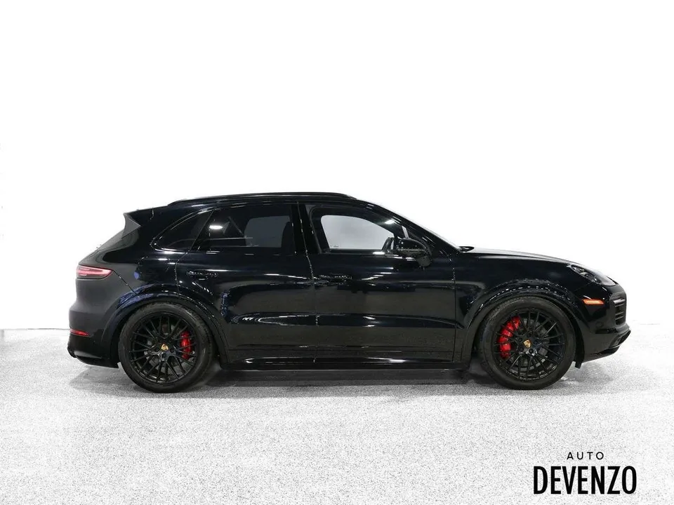 Porsche Cayenne 2023 photo 2