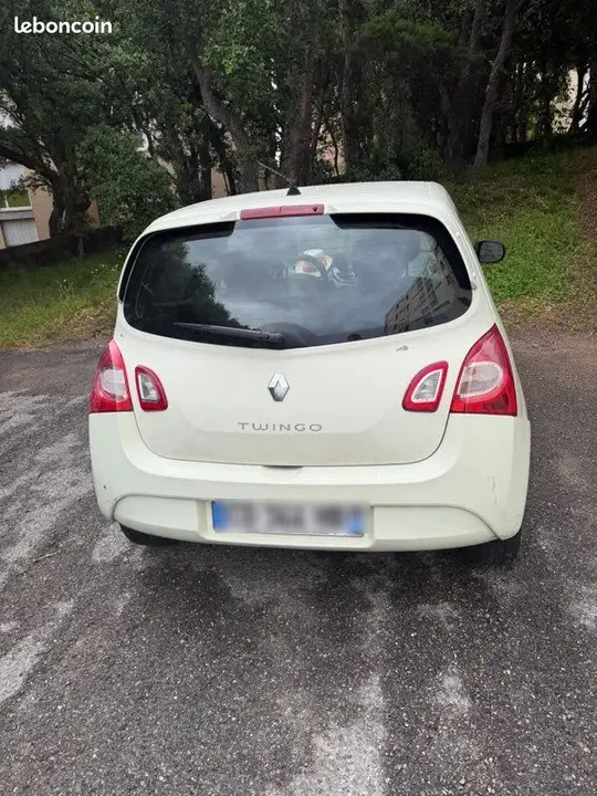 Renault Twingo 2013 photo 2