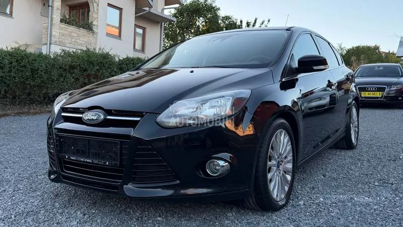 Ford Focus 2012 photo 3