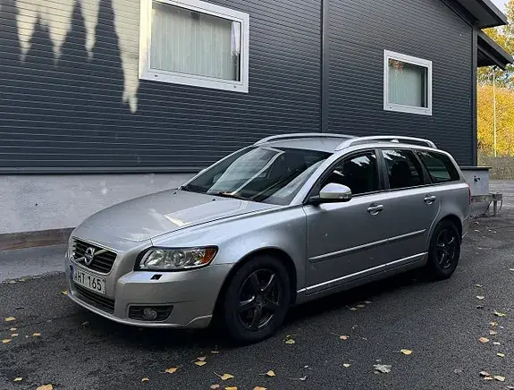 Volvo V50