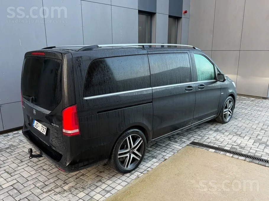 Mercedes-Benz V250 2014 photo 2