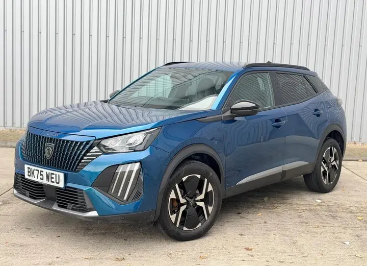 Peugeot 2008 2025 photo 3