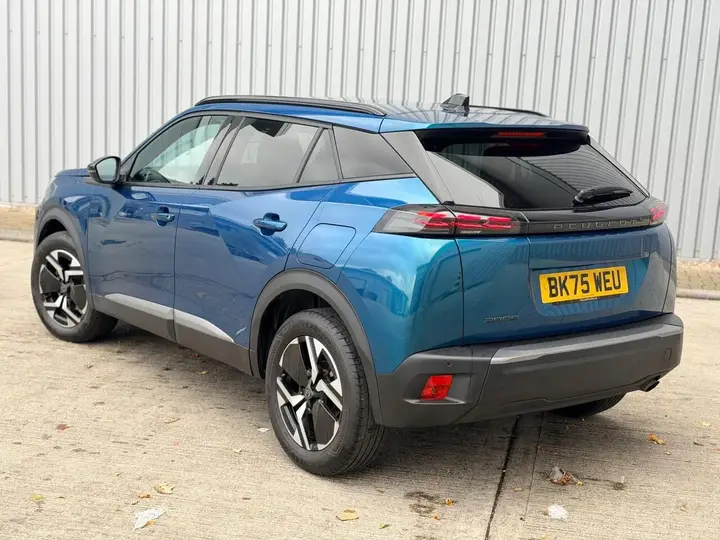 Peugeot 2008 2025 photo 5