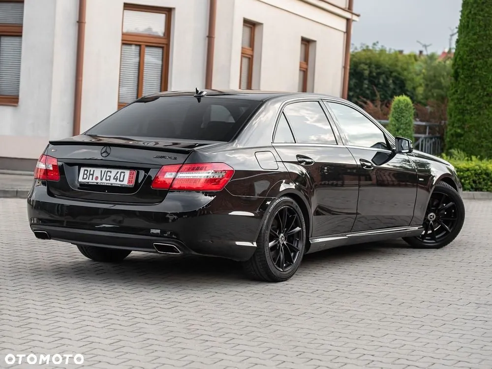 Mercedes-Benz E-Class 2013 photo 4
