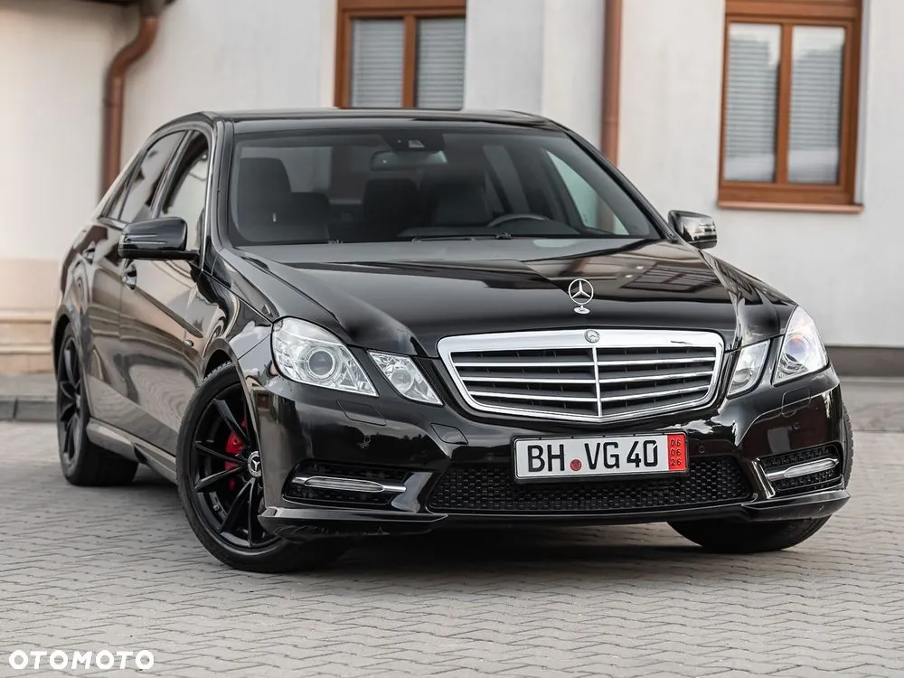 Mercedes-Benz E-Class 2013 photo 2