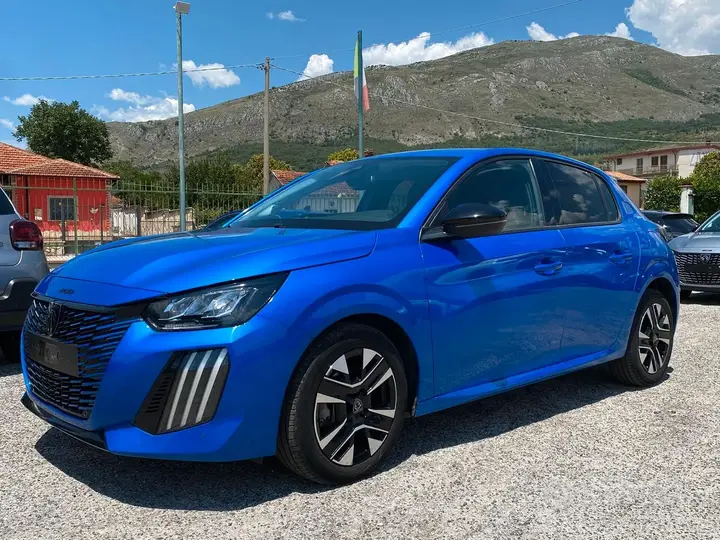 Peugeot 208 2024 photo 3