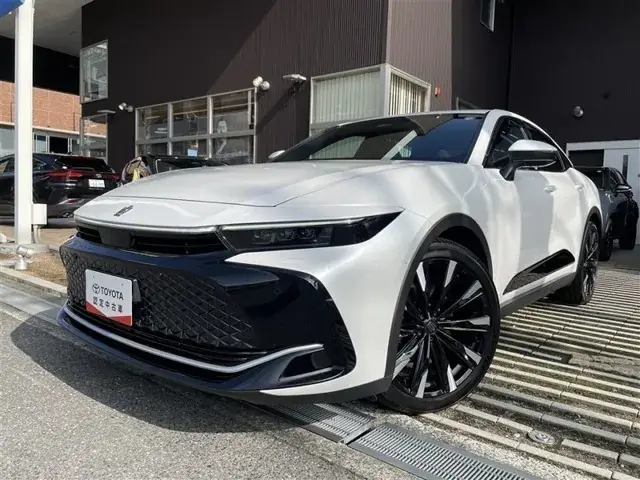 Toyota Crown Cross
