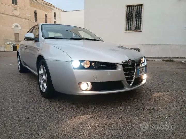 Alfa Romeo 159 2009 photo 5
