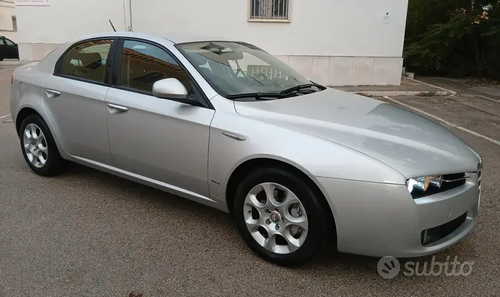 Alfa Romeo 159 2009 photo 4