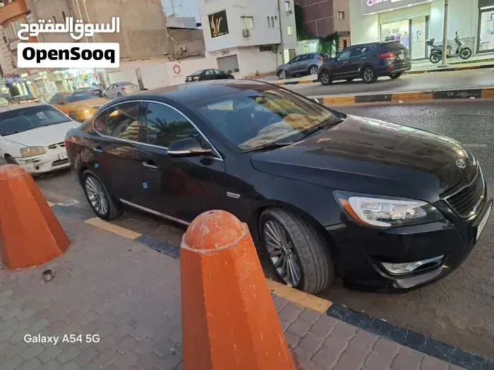 Kia Cadenza 2012 photo 2