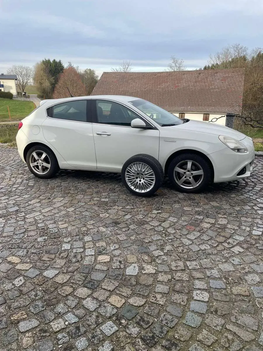 Alfa Romeo Giulietta