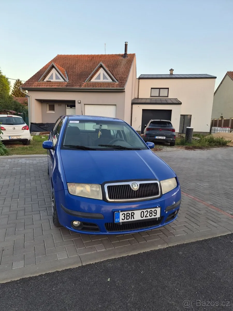 Skoda Fabia 2005 photo 3