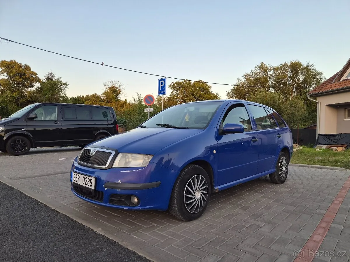 Skoda Fabia 2005 photo 2