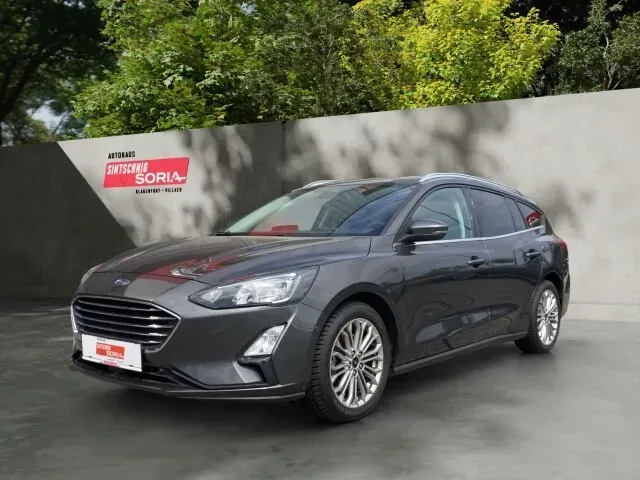 Ford Focus 2022 photo 2