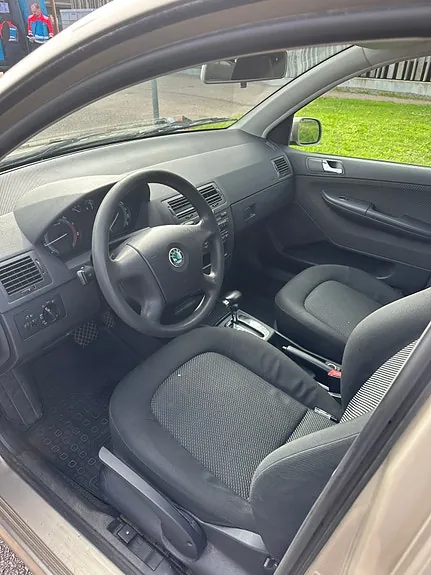 Skoda Fabia 2006 photo 5
