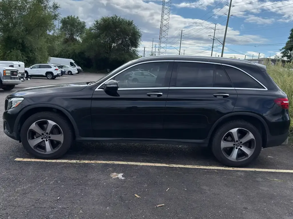 Mercedes-Benz Glc 2018 photo 2