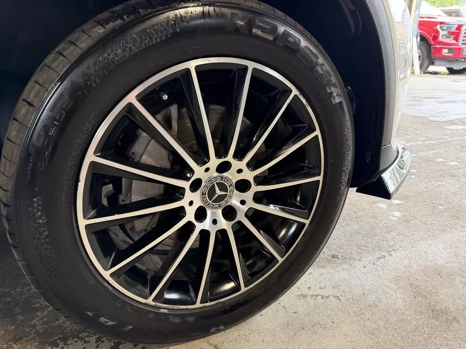 Mercedes-Benz Glc 2019 photo 4