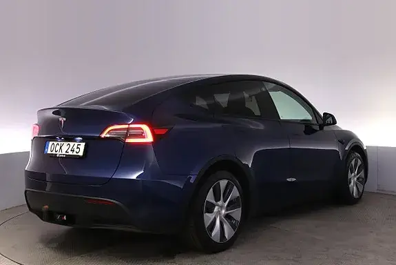 Tesla Model Y 2023 photo 5