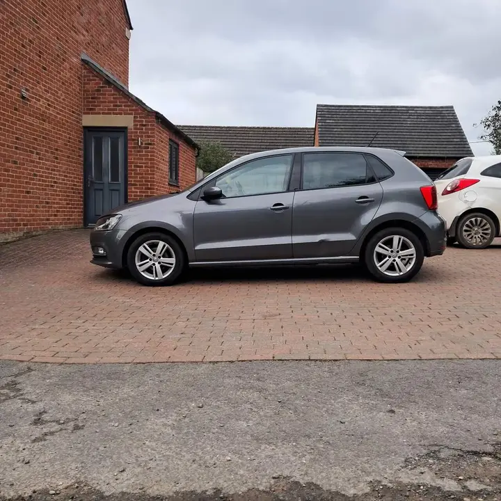 Volkswagen Polo 2016 photo 4
