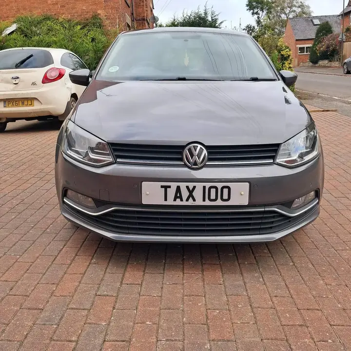 Volkswagen Polo 2016 photo 2