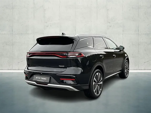 BYD Tang 2026 photo 5