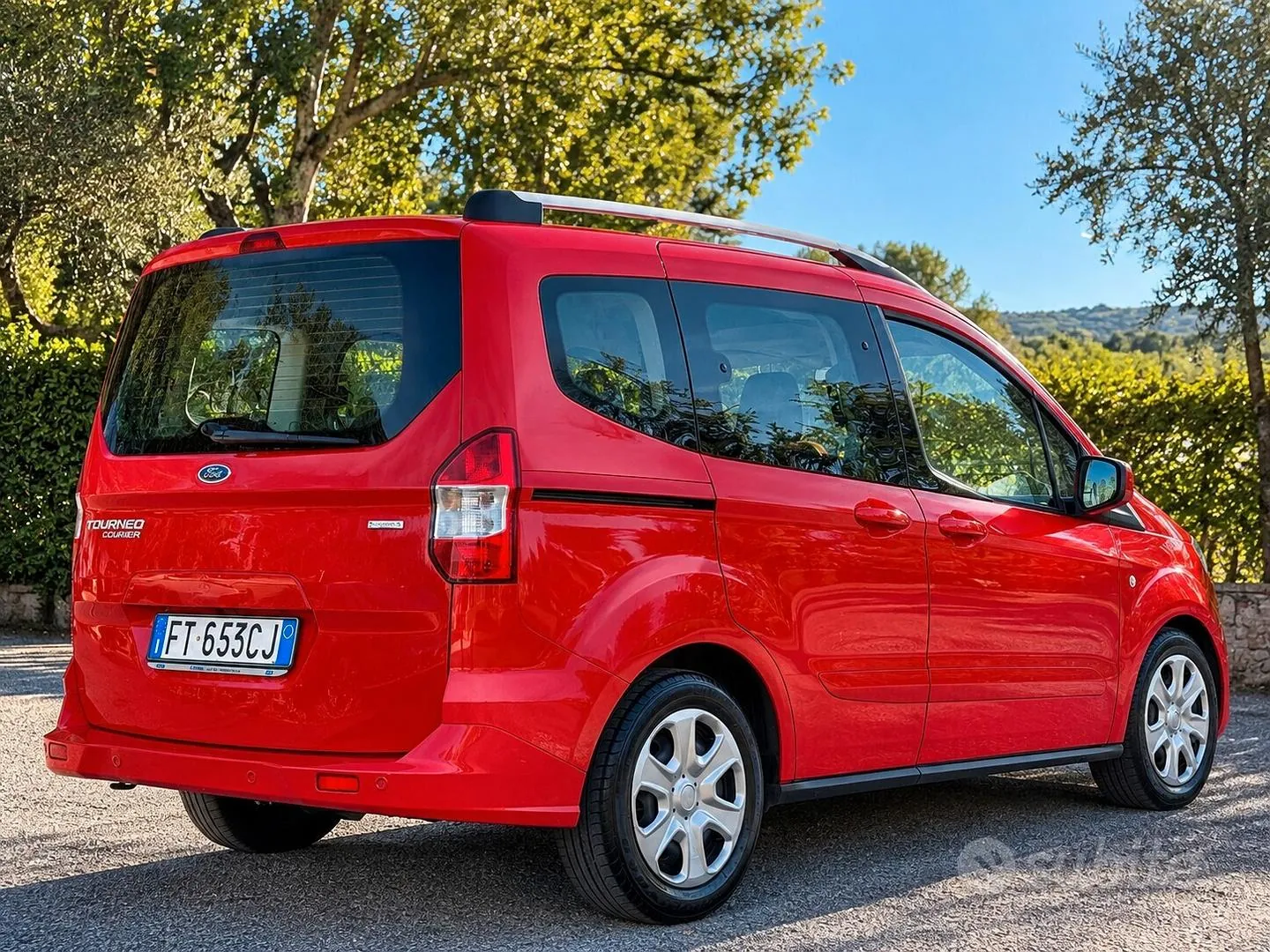 Ford Tourneo Courier 2018 photo 3