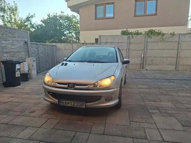 Peugeot 206