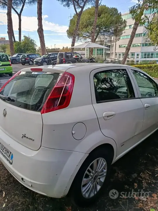 Fiat Punto 2008 photo 4