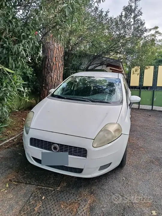 Fiat Punto 2008 photo 2