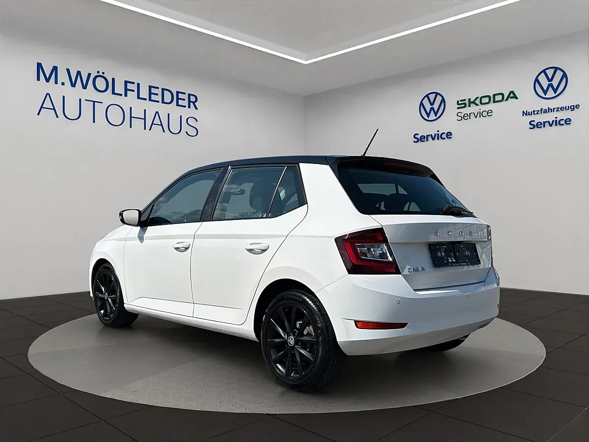Skoda Fabia 2021 photo 3