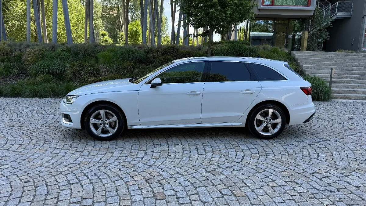 Audi A4 Avant 2021 photo 3