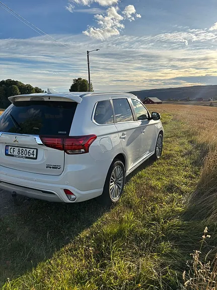 Mitsubishi Outlander 2019 photo 4