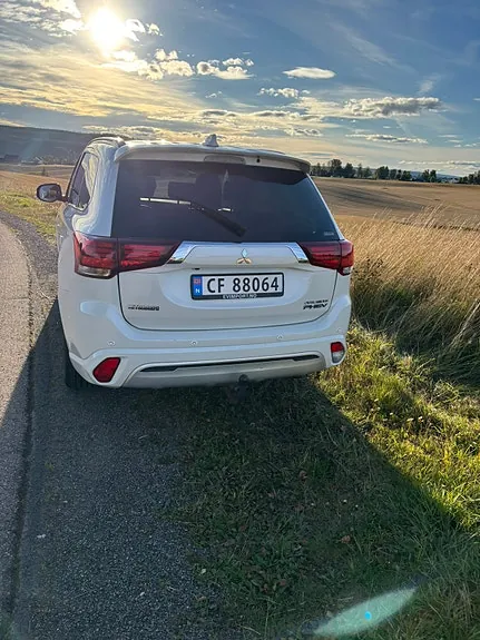 Mitsubishi Outlander 2019 photo 3