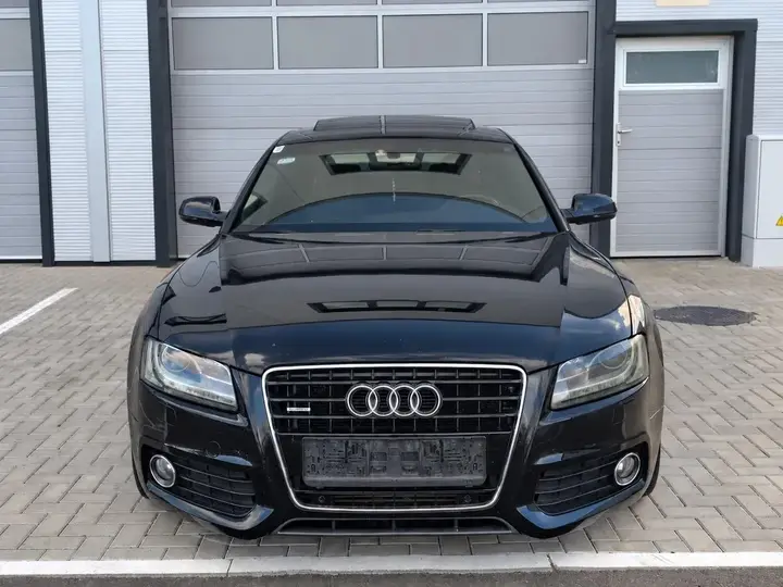 Audi A5 2010 photo 3