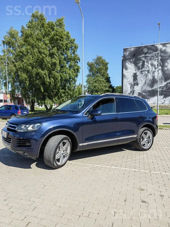 Volkswagen Touareg 2013 photo 2