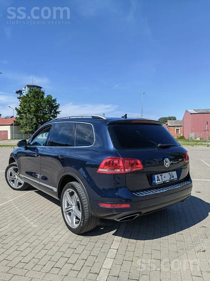 Volkswagen Touareg 2013 photo 3