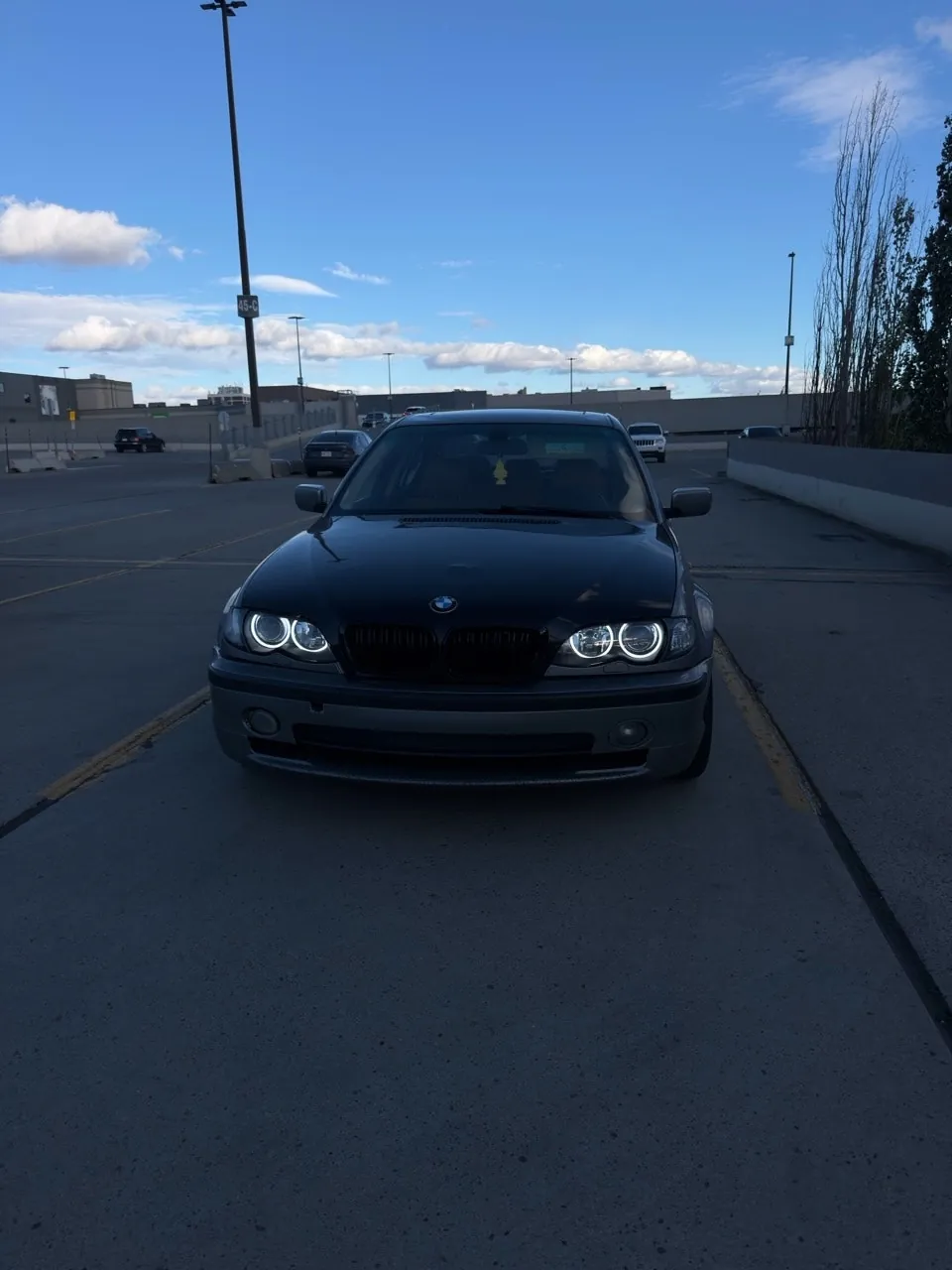 BMW 330I