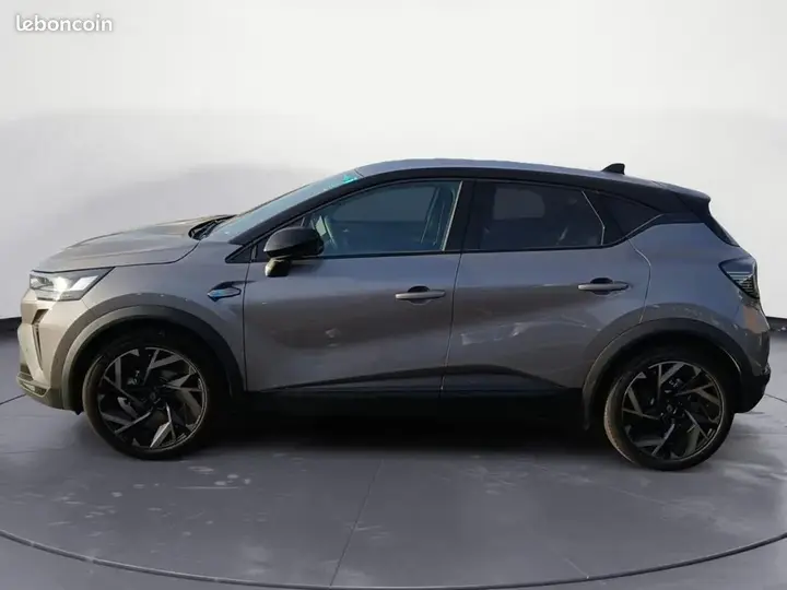 Renault Captur 2026 photo 2
