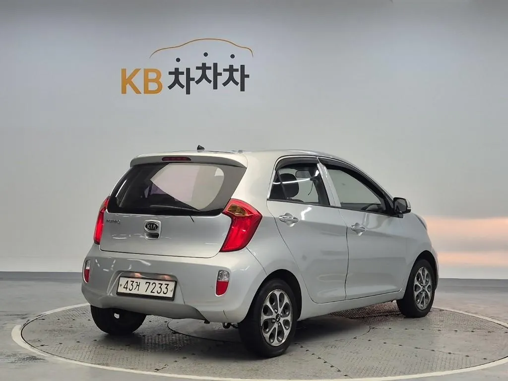 Kia Morning 2012 photo 3