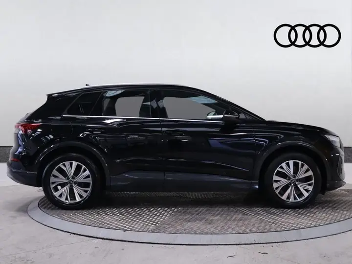 Audi Q4 E-Tron 2023 photo 4