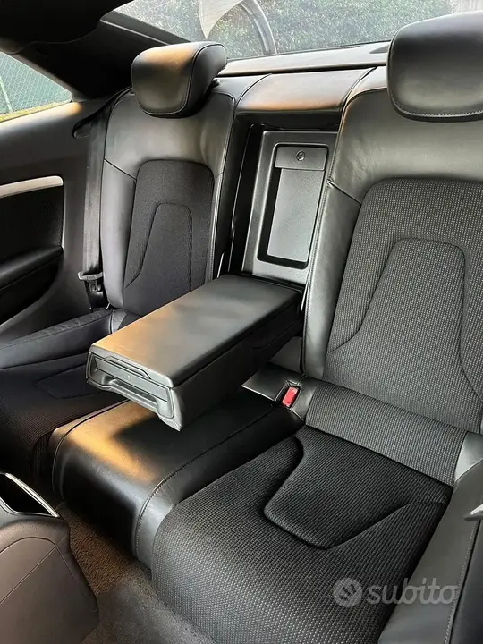 Audi A5 2010 photo 5