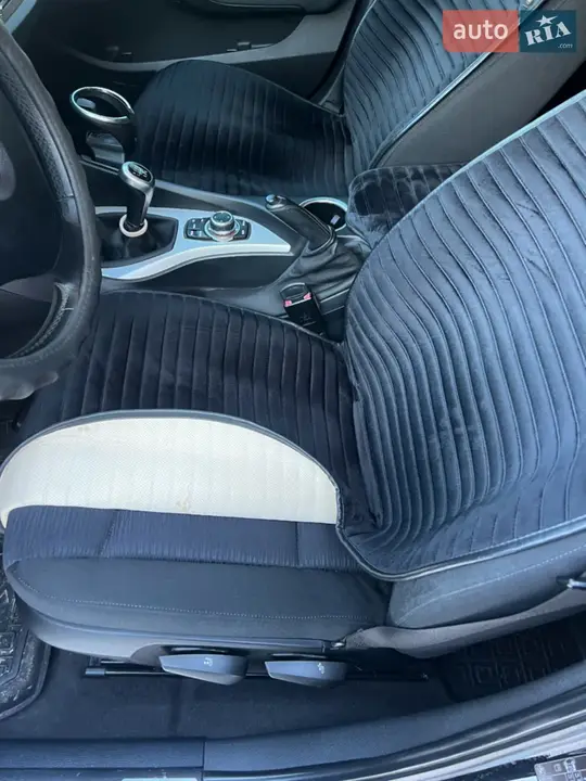 BMW X1 2012 photo 3