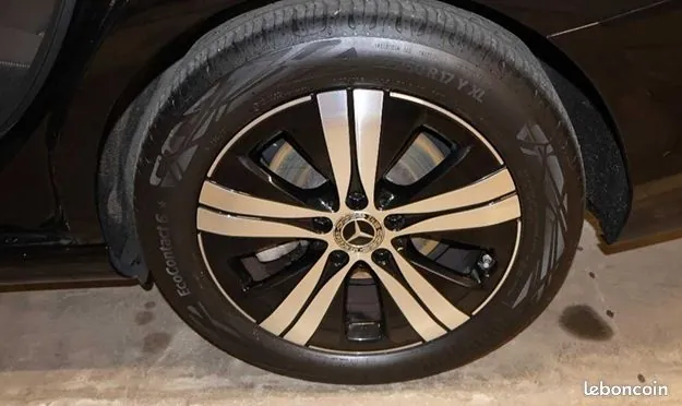 Mercedes-Benz C-Class 2023 photo 5
