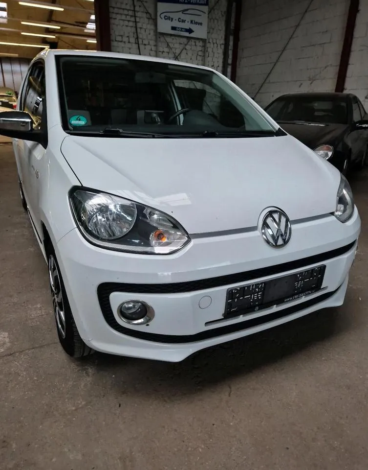 Volkswagen Up