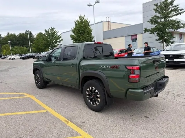 Nissan Frontier 2023 photo 4
