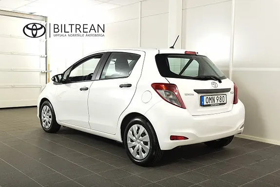 Toyota Yaris 2014 photo 3