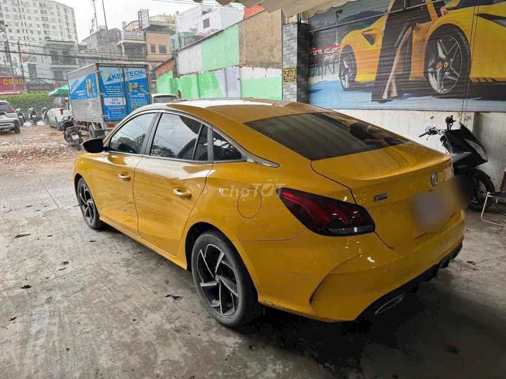 MG Mg4